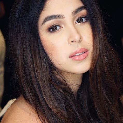 Julia Barretto .